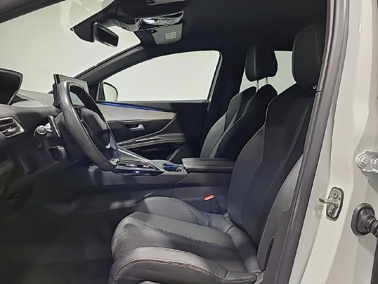 Peugeot 3008 puretech 130ch s&s eat8 gt — photo 10