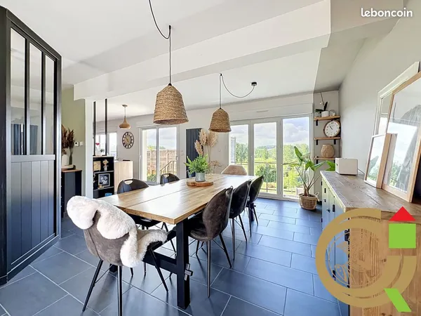 Maison 5 pièces 140 m²