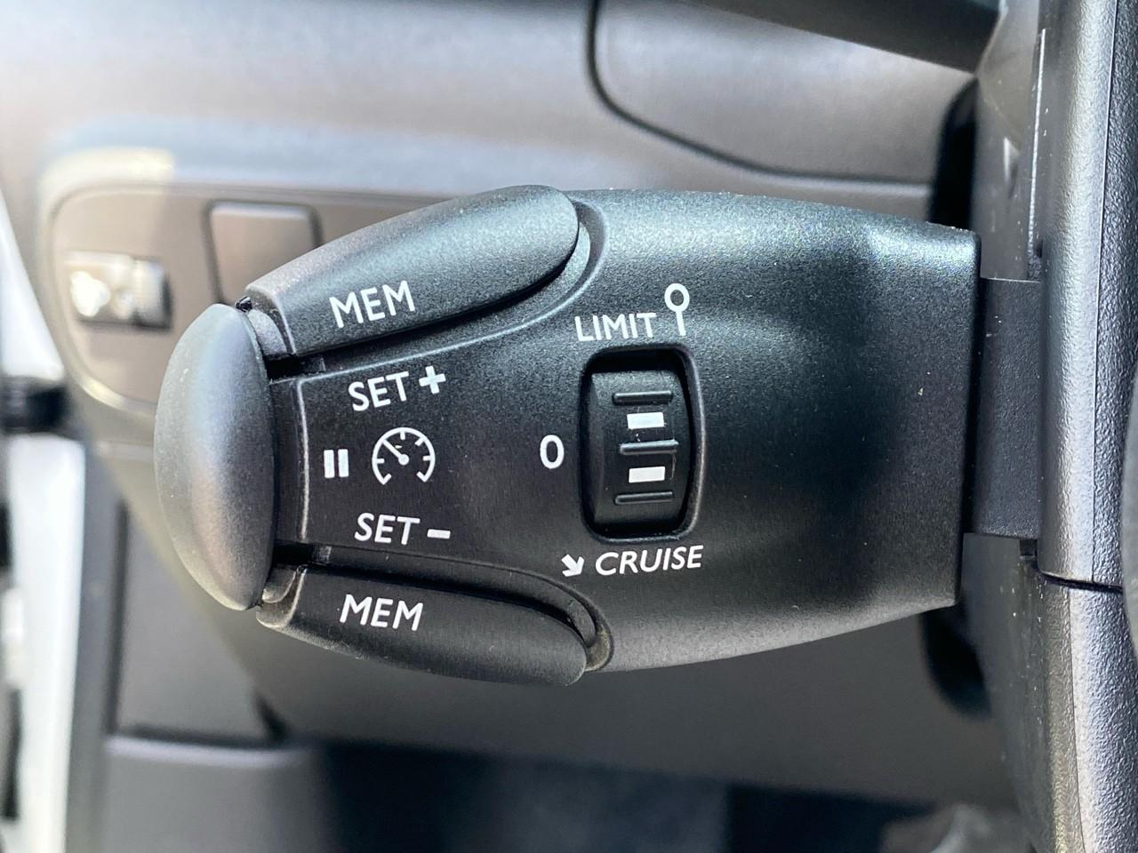 Citroën C3 1.2 puretech 83ch s&s shine — photo 18