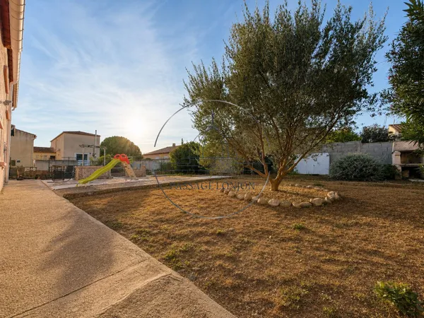 Maison de 85m2 sur un terrain de 450m2 à MEZE