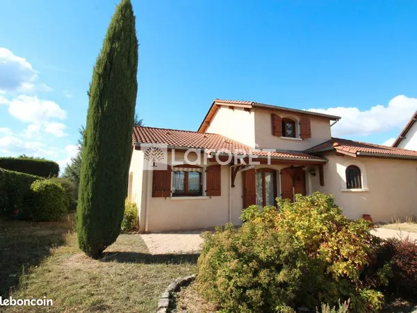 Maison 5 pièces 142 m²