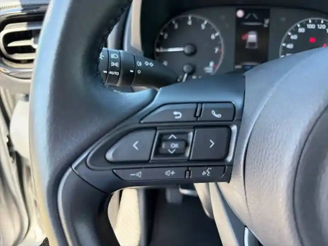 Toyota Yaris 120 vvt-i — photo 25