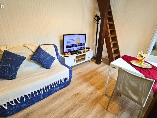 Maisonnette de charme au calme sur cour - 200m RER B Laplace