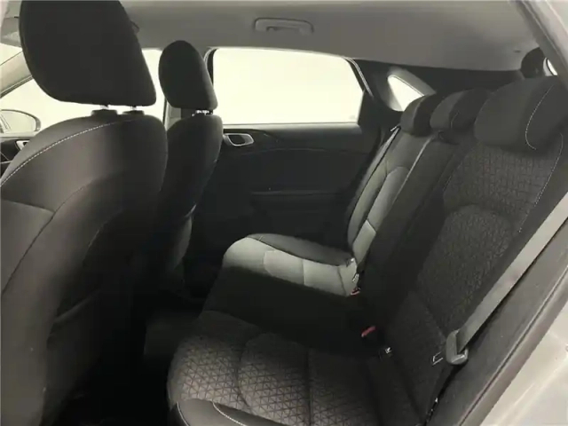 Kia Ceed 1.4 t-gdi 140 ch isg dct7 — photo 27