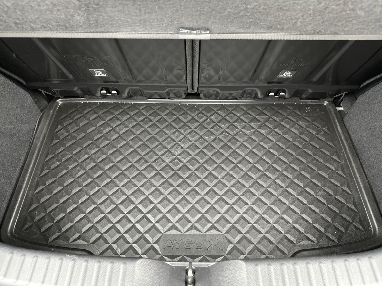 Toyota Aygo 1.0 vvt-i 72 s-cvt design — photo 6