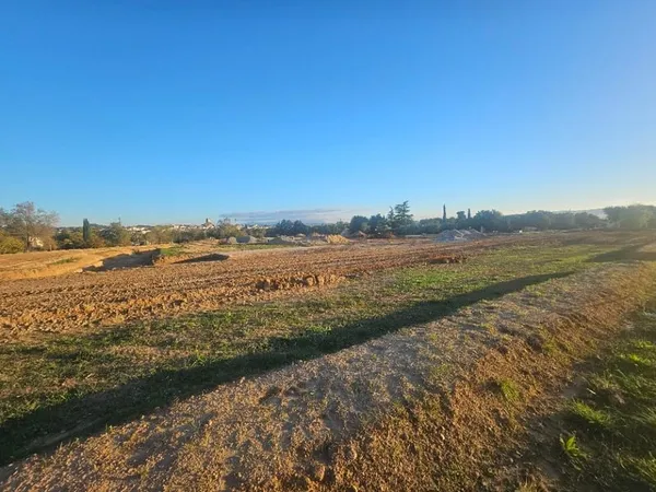 Terrain 410 m²