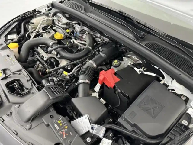 Renault Clio 1.0 tce 90ch evolution — photo 23
