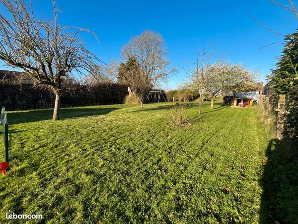 Terrain constructible 914 m² Vue dégagée Accès créé Bois-L'Évêque