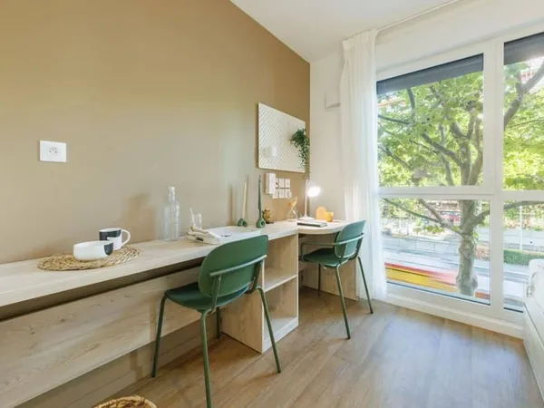 Studio 1 pièce 18 m²