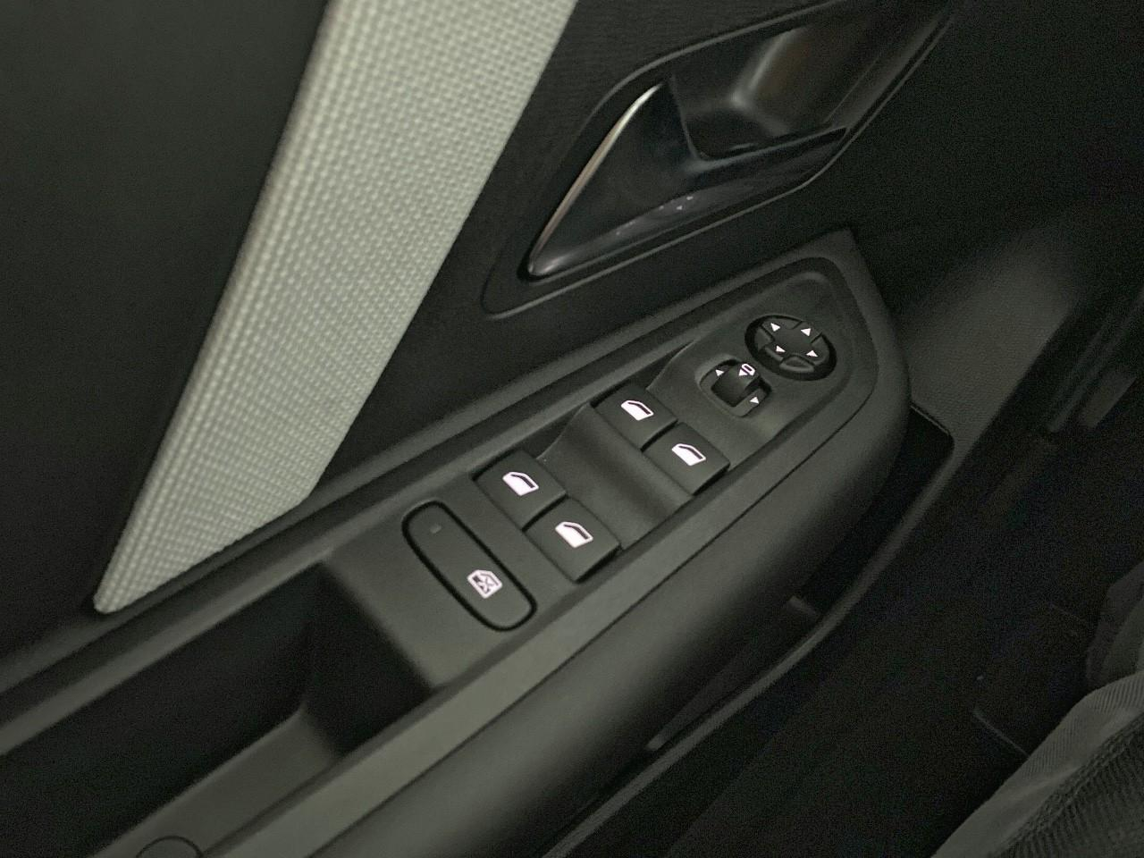 Citroën C4 X hybride 145 ch e-dcs6 max — photo 20