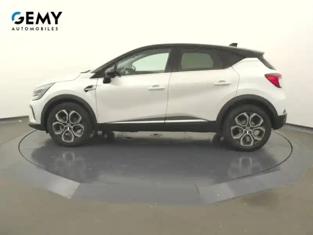 Renault Captur mild hybrid 160 edc — photo 49