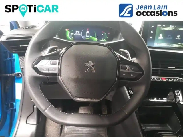Peugeot 2008 puretech 130 s&amp;s eat8 — photo 9