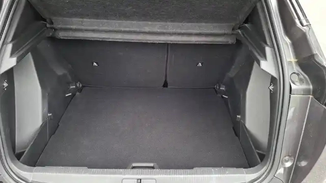 Peugeot 2008 puretech 100 s&amp;s bvm6 — photo 35