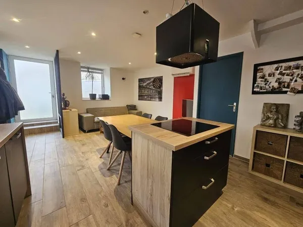 Maison 2 pièces 82 m²