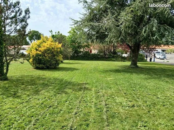 Terrain 398 m² Les Achards
