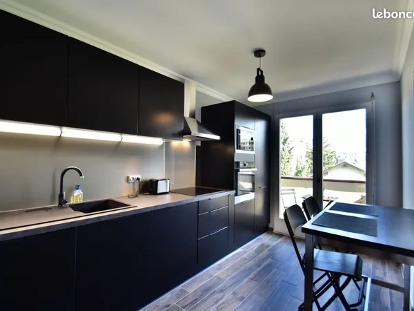 Loue bel appartement T2 meublé douane