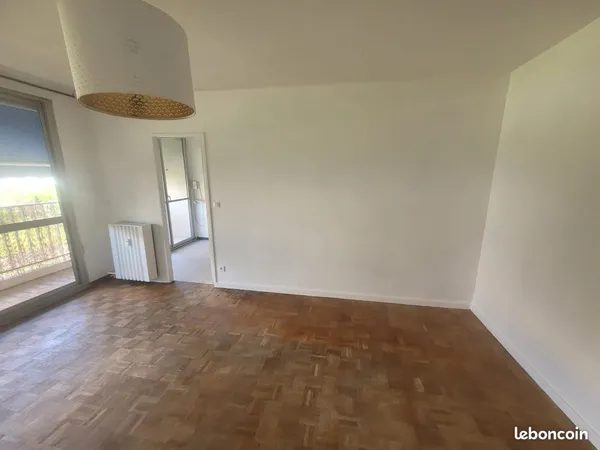 Bel appartement au prix tres attractif