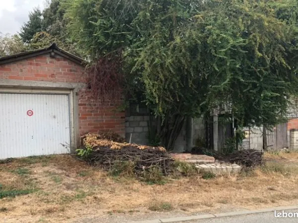 TERRAIN CONSTRUCTIBLE 816 m² AVEC BÂTISSE- PROJET MAISON NEUVE POSSIBLE