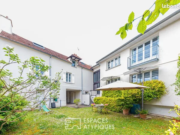 Maison 10 pièces 232 m²