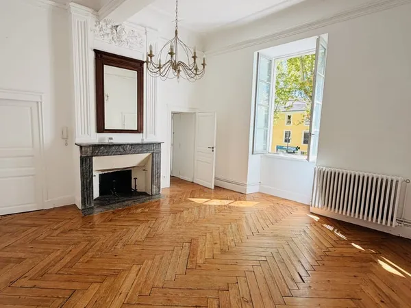 Appartement 3 pièces 108 m²
