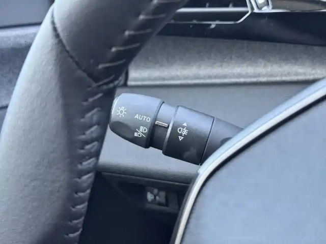 Peugeot 308 hybrid 145 e-dcs6 — photo 20