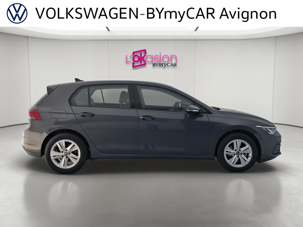 Volkswagen Golf 1.0 eTSI OPF 110 DSG7 — photo 6