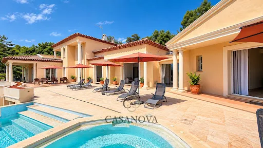 Villa 7 pièces 314 m²