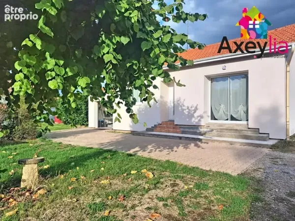 À vendre - briennon - maison rénovée 2 chambres avec terrain