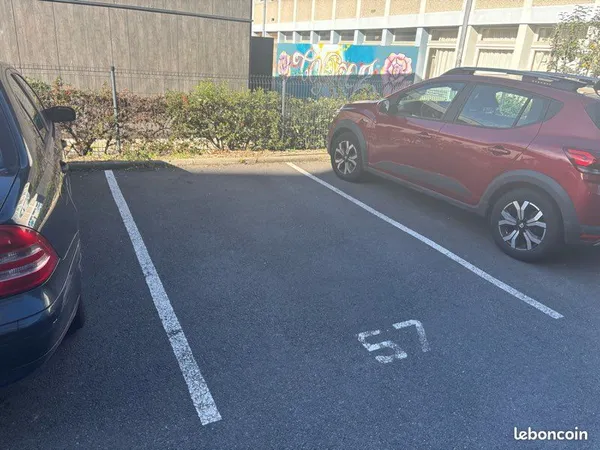Place de parking route du rhum