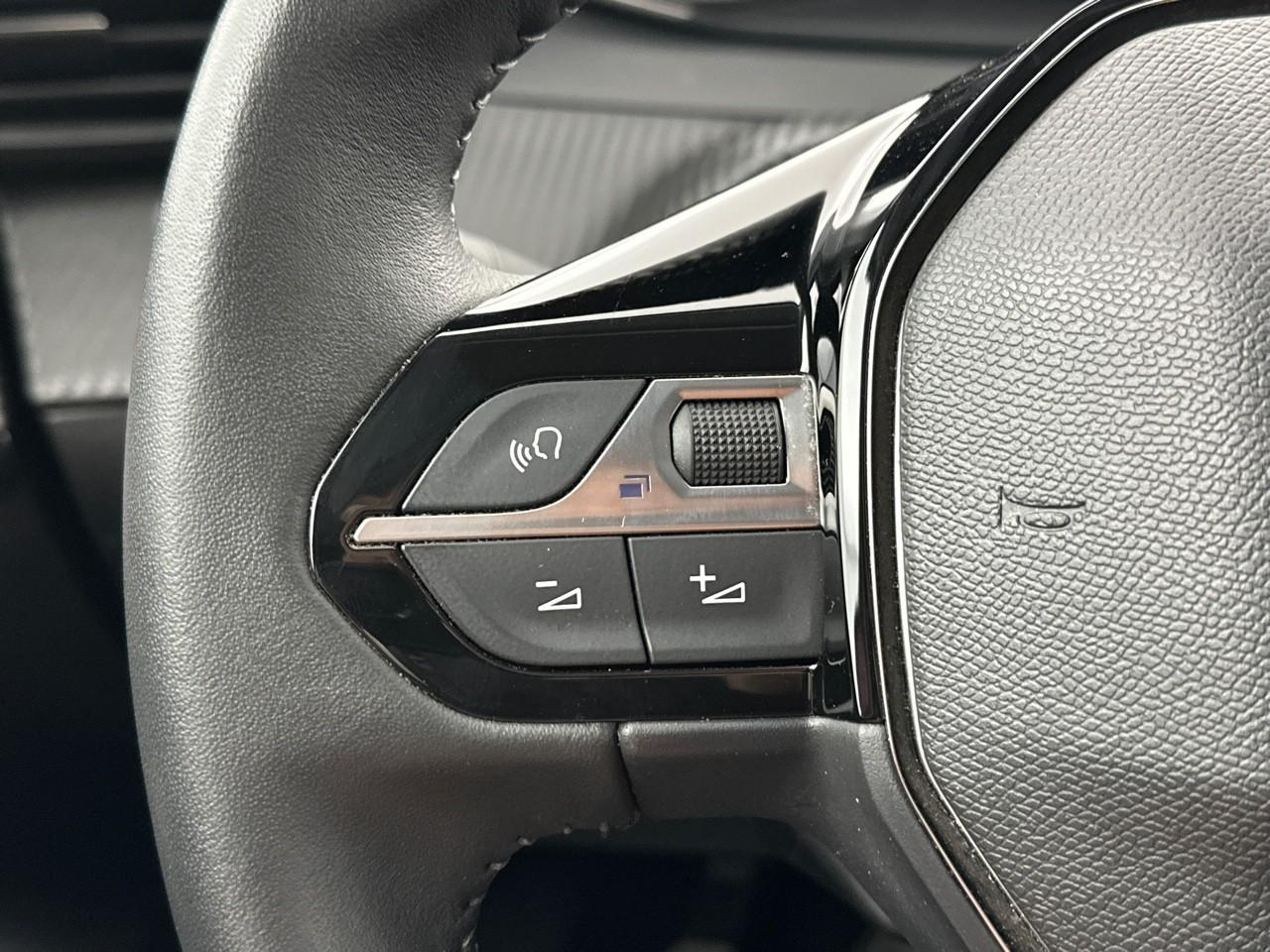 Peugeot 208 puretech 75 s&s bvm5 style — photo 20
