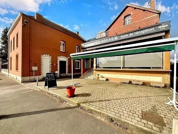 Immeuble 683 m²