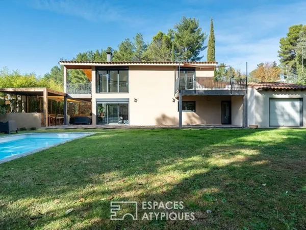 MAISON CONTEMPORAINE A LUYNES