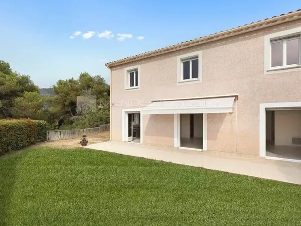Maison 5 pièces 155 m²