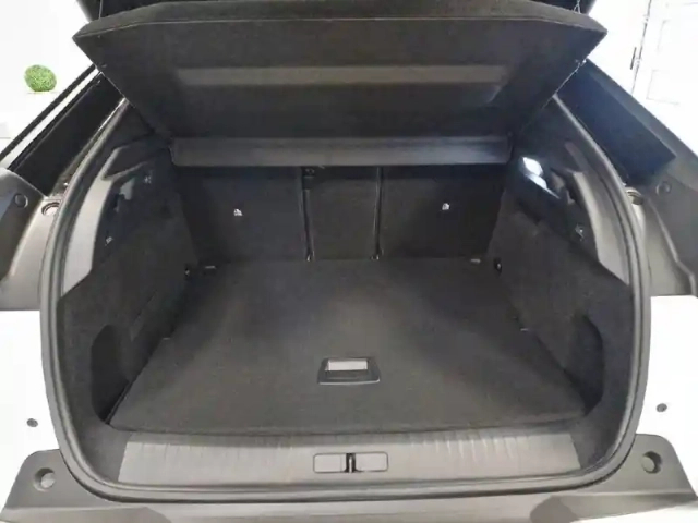 Peugeot 3008 plug-in hybrid 225 e-dcs7 — photo 6