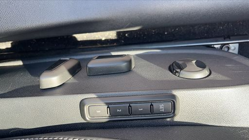 Seat Leon 1.5 eTSI 150 DSG7 - Xcellence – 2022 – 38684 km – Hybride essence – Boîte Automatique — photo 1