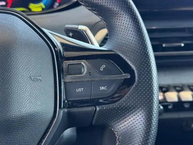 Peugeot 3008 plug-in hybrid 225ch gt e-eat8 — photo 15