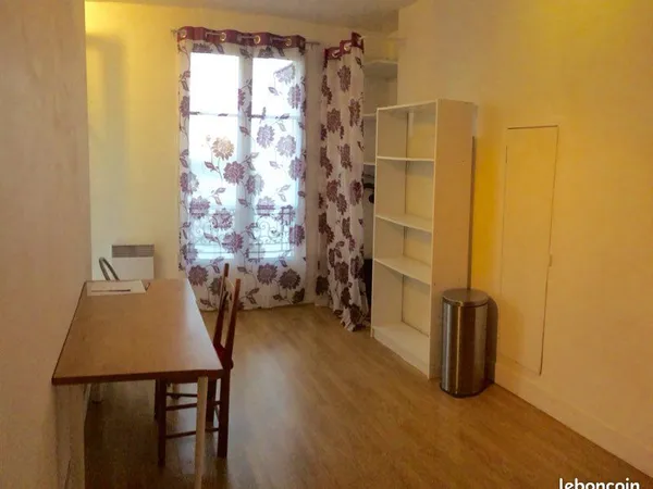 Location Studio Meublé 16m2 - Paris 13