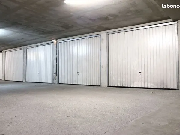 Box Parking