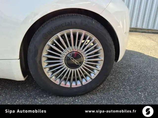 Fiat 500 e 118 ch — photo 21