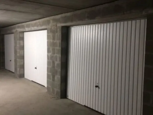 Garage fermé centre ville