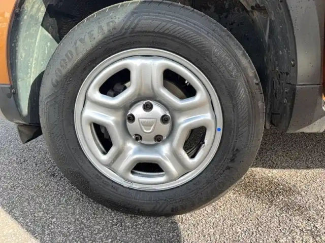 Dacia Duster tce 90 fap 4x2 — photo 21