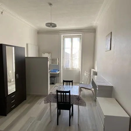 Studio meublé