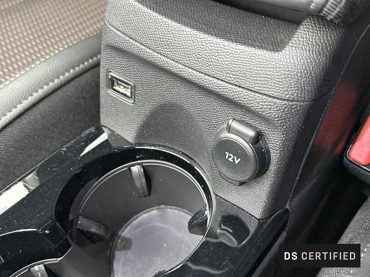 Ds Ds 3 crossback puretech 130 eat8 performance line+ — photo 37