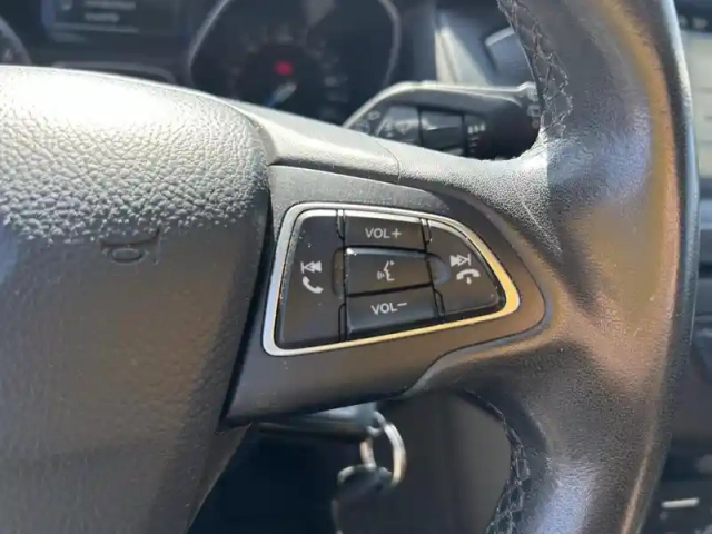 Ford Focus 1.0 ecoboost 125ch stop&amp;start titanium — photo 13