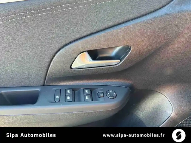 Opel Corsa 1.2 turbo hybrid 110 ch autom — photo 29