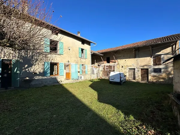 Maison 7 pièces 180 m²
