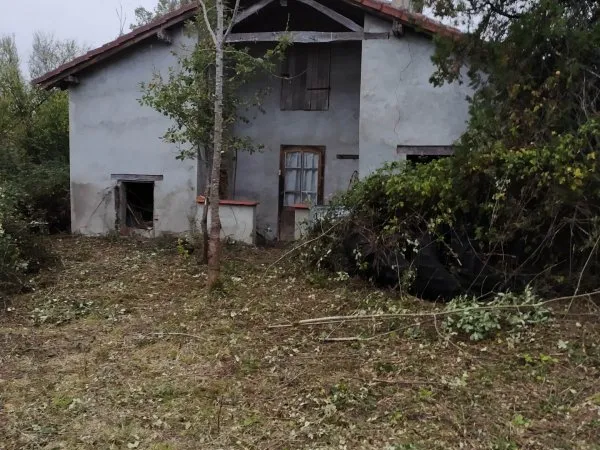 Maison 1 pièce 250 m²