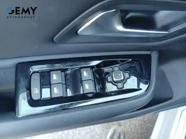 Citroën C5 x hybride rechargeable 225 s&amp;s e-eat8 — photo 12