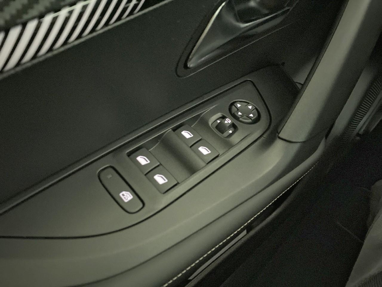 Peugeot 2008 hybrid 145 ch e-dcs6 allure — photo 20