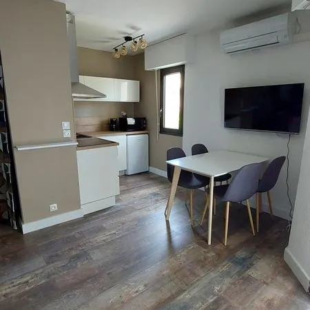 Boulouris Studio coin nuit rénové 30 m2
